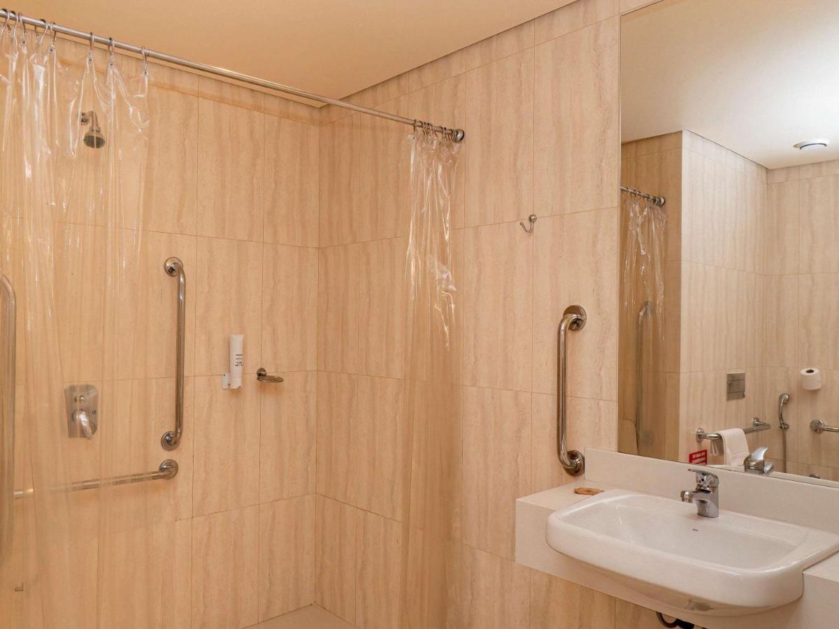 Готель Ibis Styles Curitiba Aeroporto Сан-Жозе-дус-Піняйс Екстер'єр фото