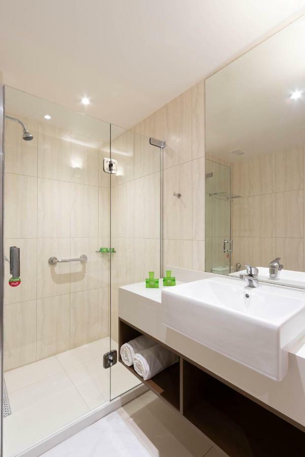 Готель Ibis Styles Curitiba Aeroporto Сан-Жозе-дус-Піняйс Екстер'єр фото